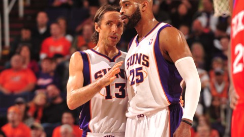 纳什穿针引线卡特空袭，回眸2010年凤凰城首秀的遗憾之美