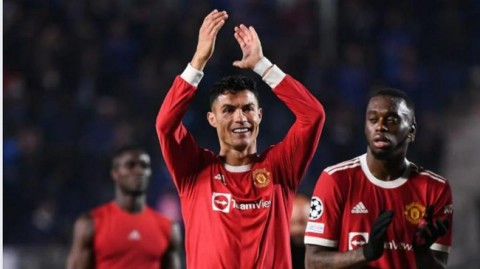 曼联球员进球排行2026：从鲁尼的253球神迹到B费破纪录之夜，红魔历史射手榜谁在领跑？