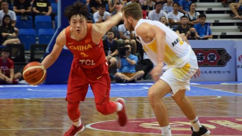 男篮蓝队79-70力克塞尔维亚取三连胜