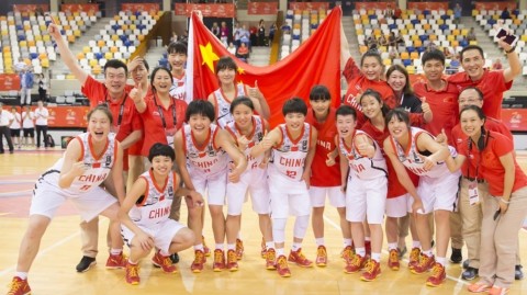 U17女篮世青赛激战 中国国青绝地反击送别东道主西班牙
